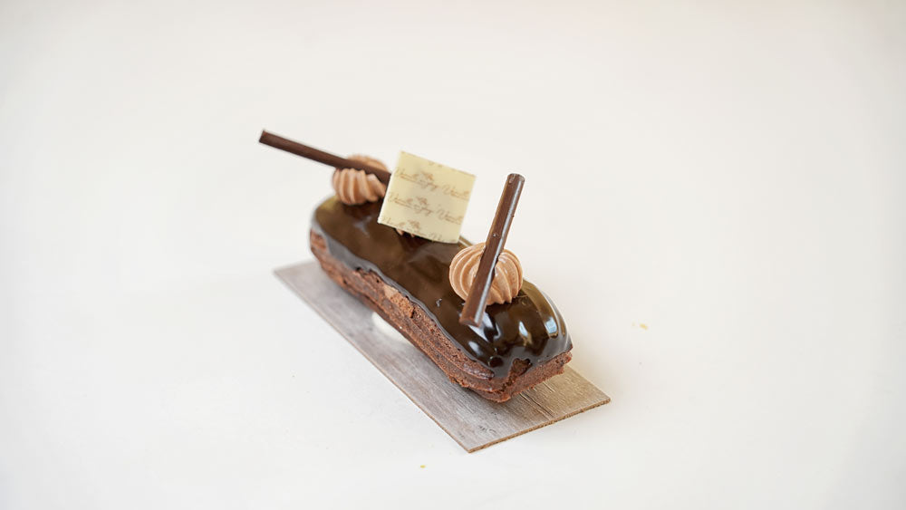 Double Chocolate eclaire
