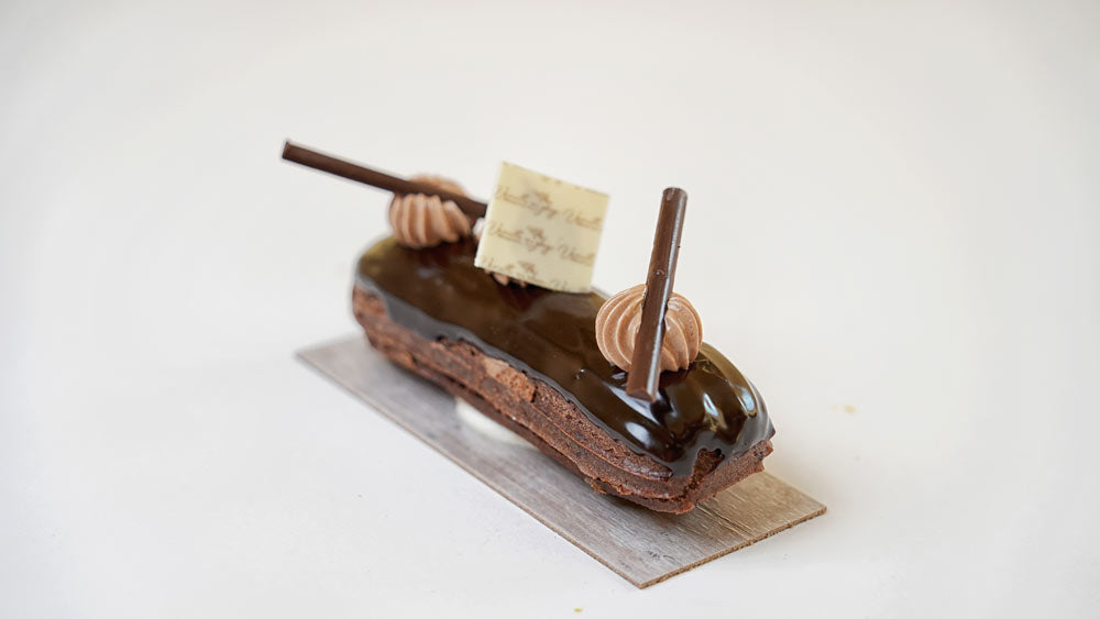 Double Chocolate eclaire
